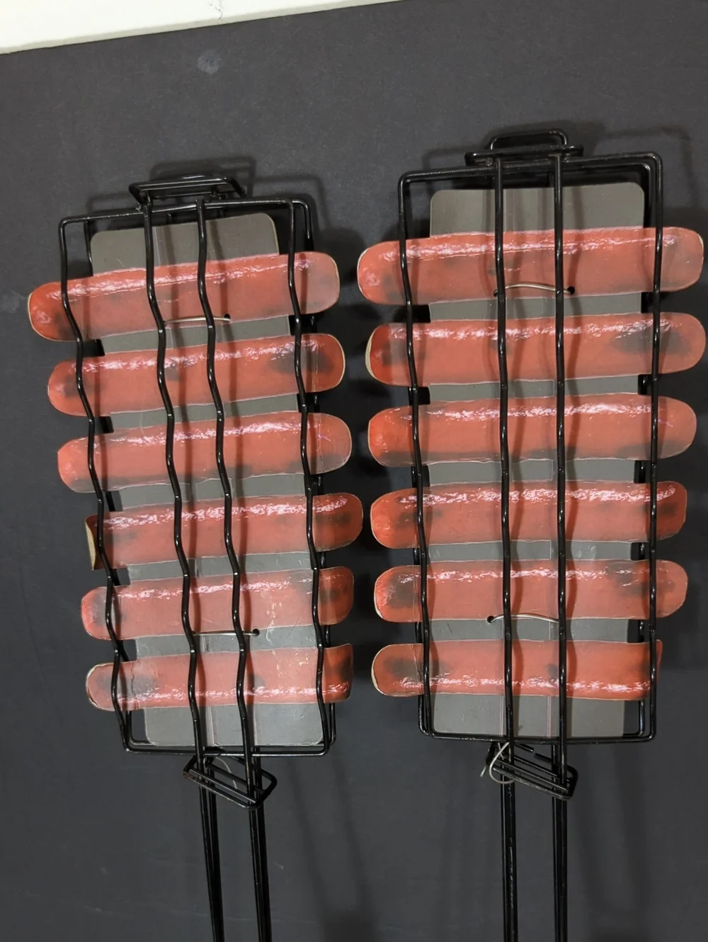 2 Sets Char-Broil Grill It Up Double Hot Dog Grill Baskets - Red Wood Handles